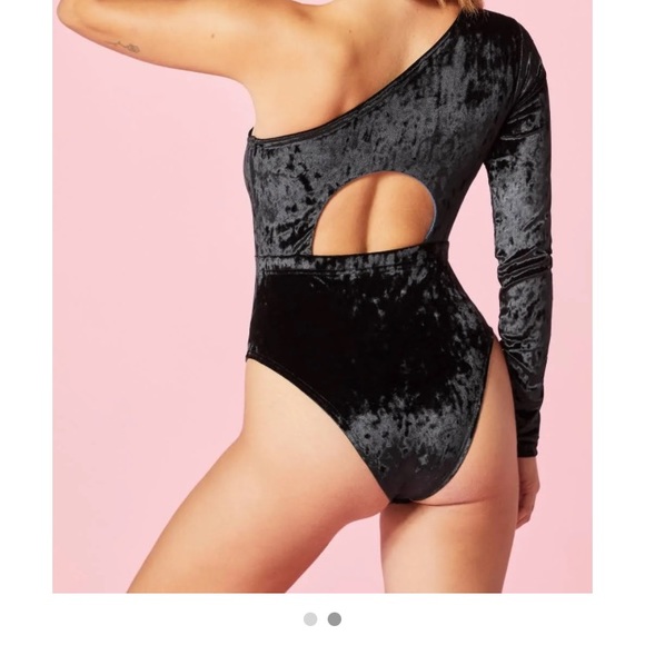 Fabletics gold plushy bodysuit size S - Picture 5 of 5